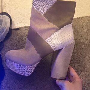 Crocodile Suede Tan Women's Block Heel Boots